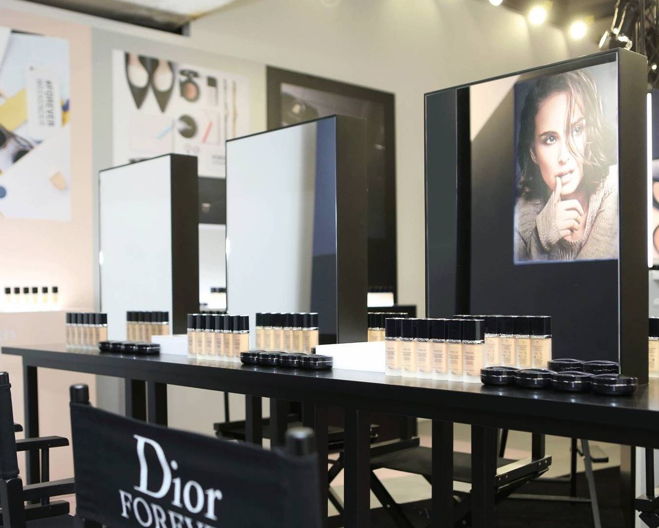 2017 迪奥Dior新品鉴赏会迷人登场，下半年美妆品就该这么选