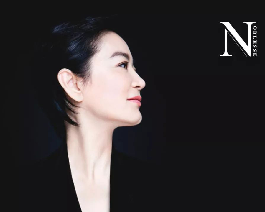 比男人英俊比女人美，世间大抵也只有林青霞了